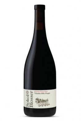 Sokol Blosser Pinot Noir Dundee Hills (750ml) (750ml)